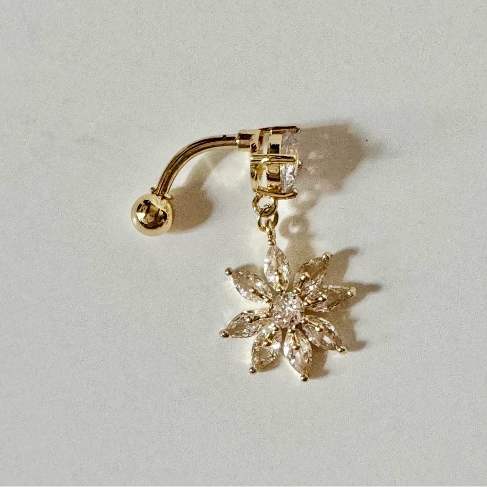 Navel Rings - NEW never worn - Picture 3 of 13